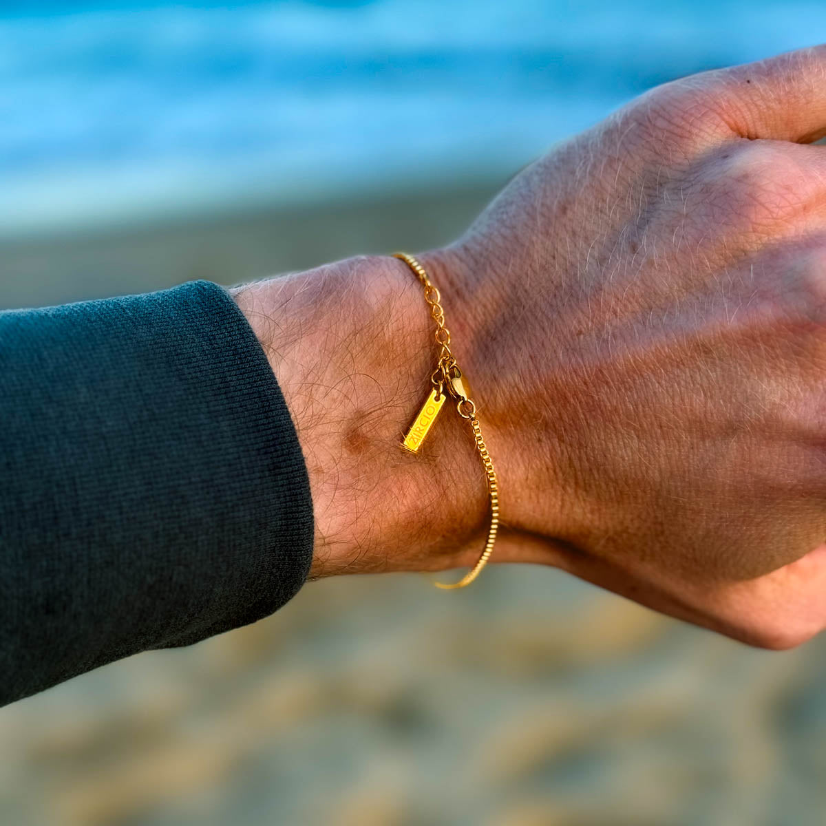 Armband mit Kastenkette